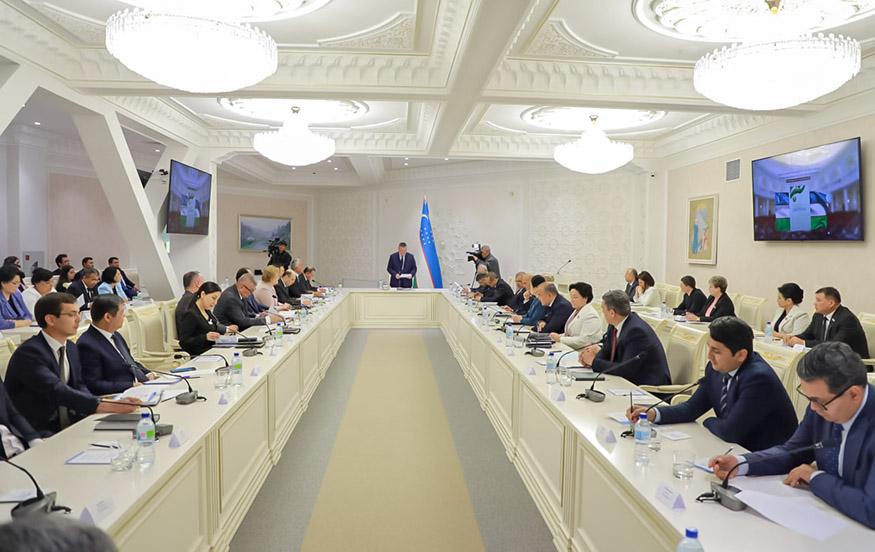 Янгиланган Конституция билан бир йил