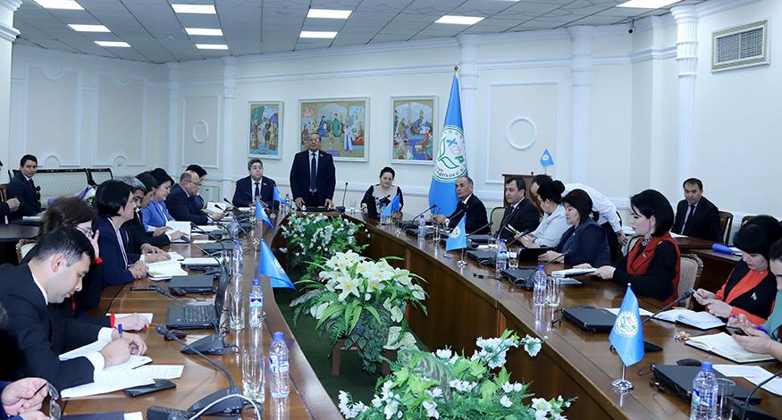 ХДП фракцияси аъзолари қонун лойиҳаларини такомиллаштириш бўйича таклифлар берди