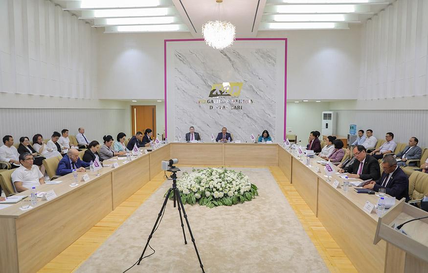 ЎзХДП Марказий Кенгашининг пленуми бўлиб ўтди