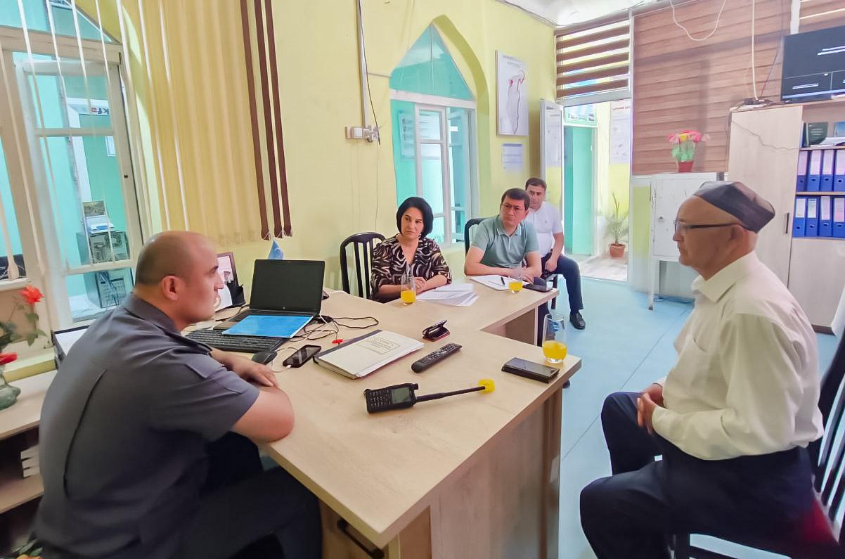 Oliy Majlis deputatlari Toshloq tumanida sayyor uchrashuv o‘tkazdi