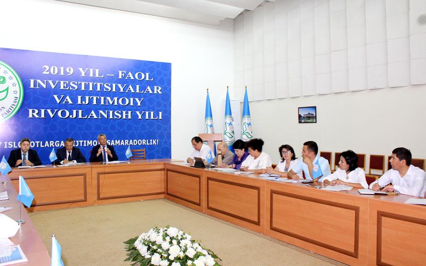 Видеомулоқотдан репортаж: Сайловолди дастури лойиҳаси кенг муҳокама этилмоқда