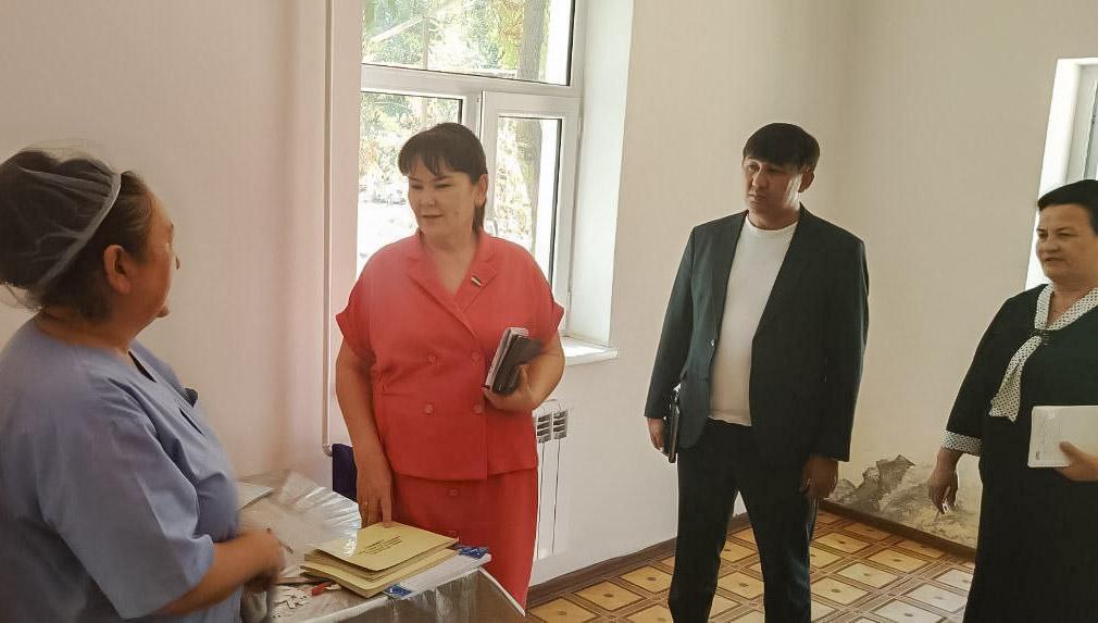 Mirzacho‘lda aholiga ko‘rsatilayotgan tibbiy xizmat sifati o‘rganildi