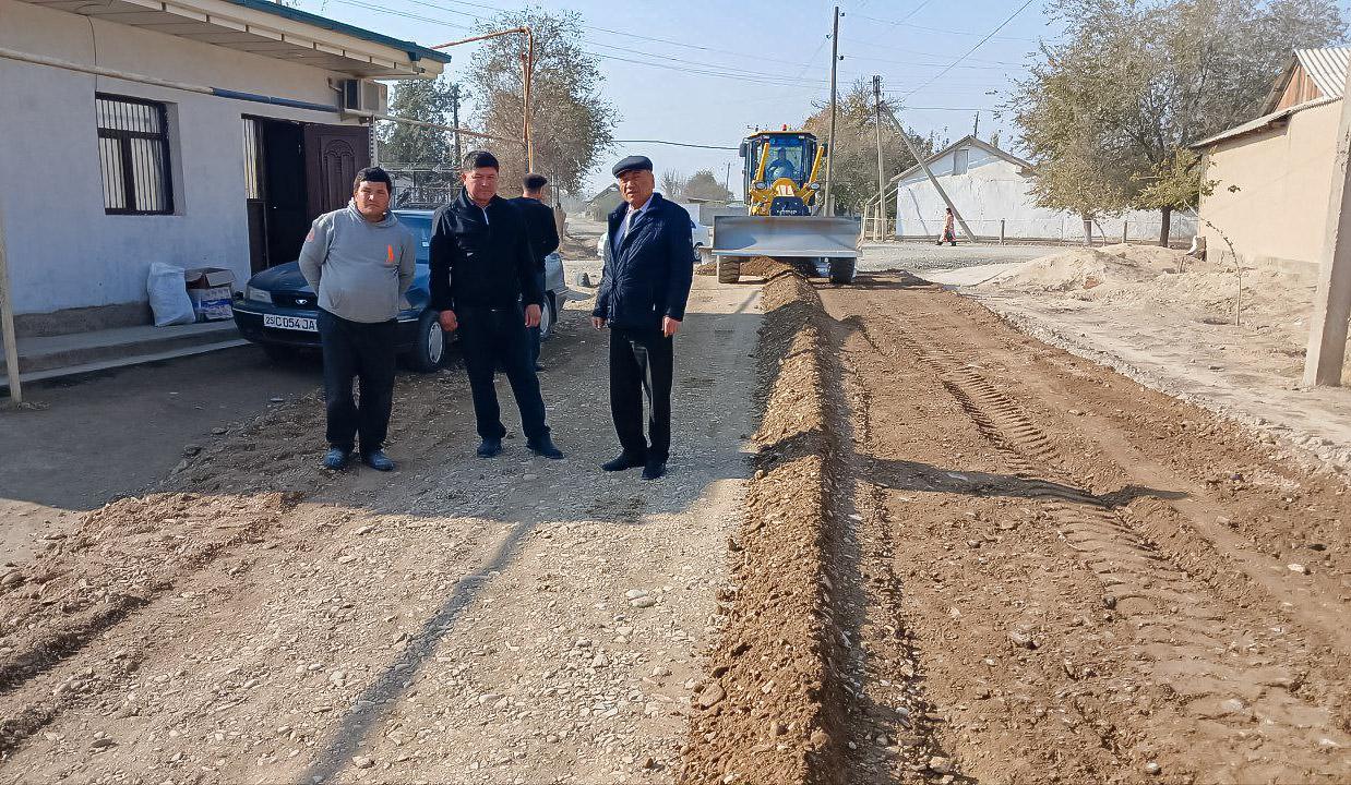 Deputatimiz tashabbusi bilan ichki yo‘llar ta’mirlandi