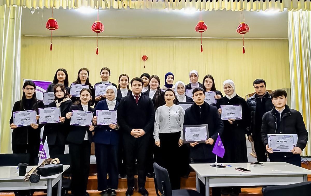 Yoshlarning siyosiy bilimlari sinovdan o‘tkazildi