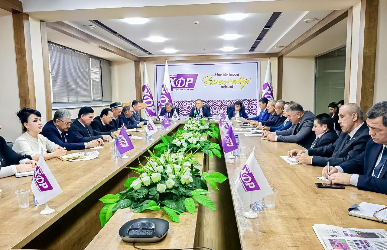 Yangilanayotgan “O‘zbekiston – 2030” strategiyasi hamda Davlat dasturi loyihalari muhokama qilindi