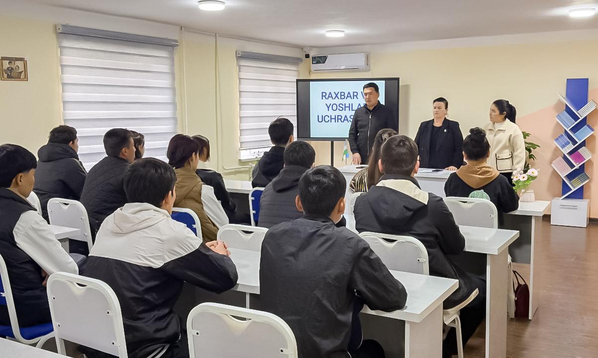 Deputat yoshlar bilan ochiq muloqot o‘tkazdi