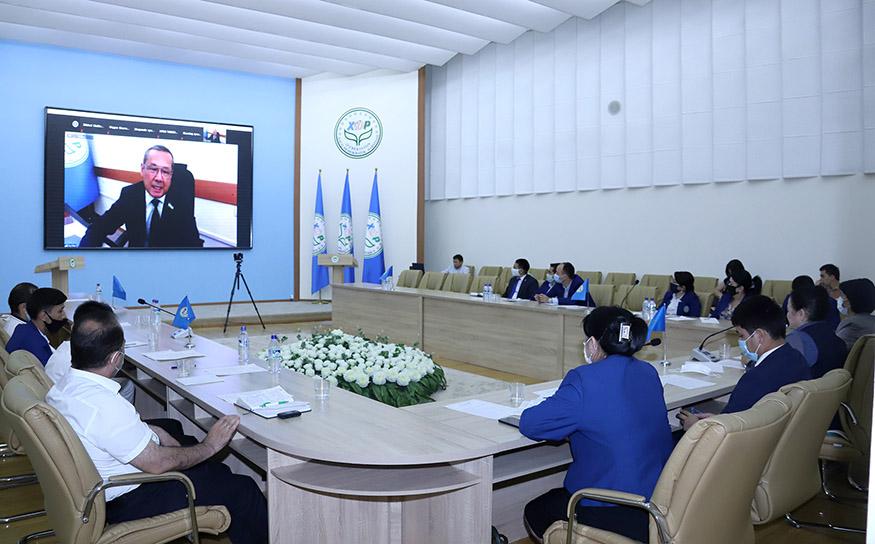 Халқ демократик партиясида ёшларнинг биринчи онлайн форуми бўлиб ўтмоқда