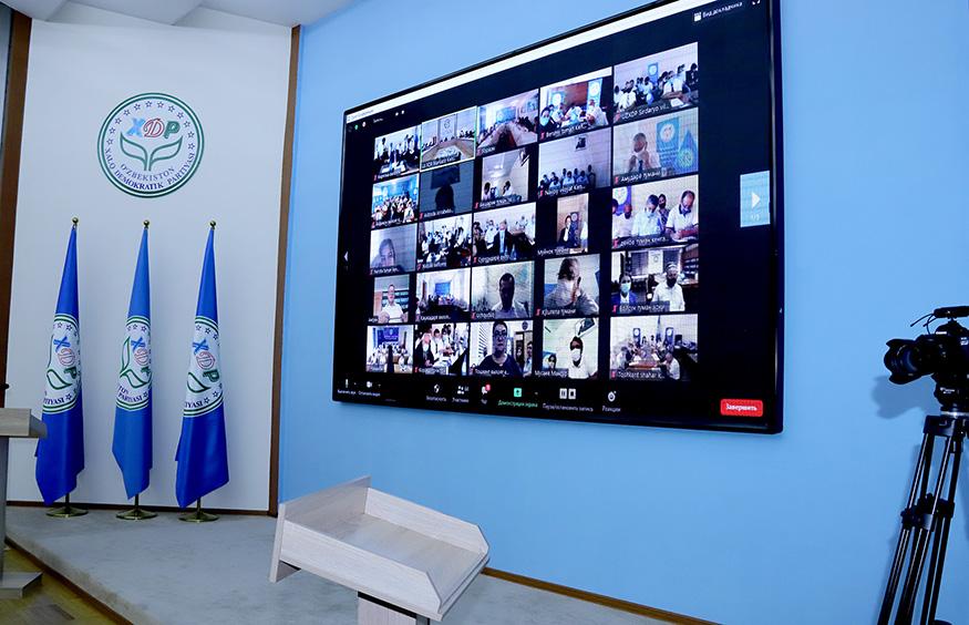 Карантин юмшатилди, бекор қилингани йўқ