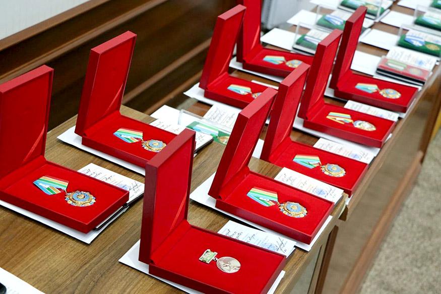 Партиядошларимиз меҳнатлари эътироф этилди