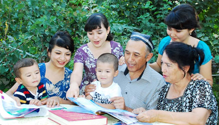 Ота-она тарбияси — жамият келажаги устуни