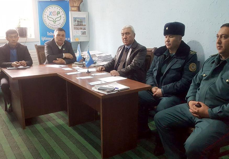 Жиззах шаҳридаги Сайёр қабул давомида аҳоли муаммолари ўз ечимини топди