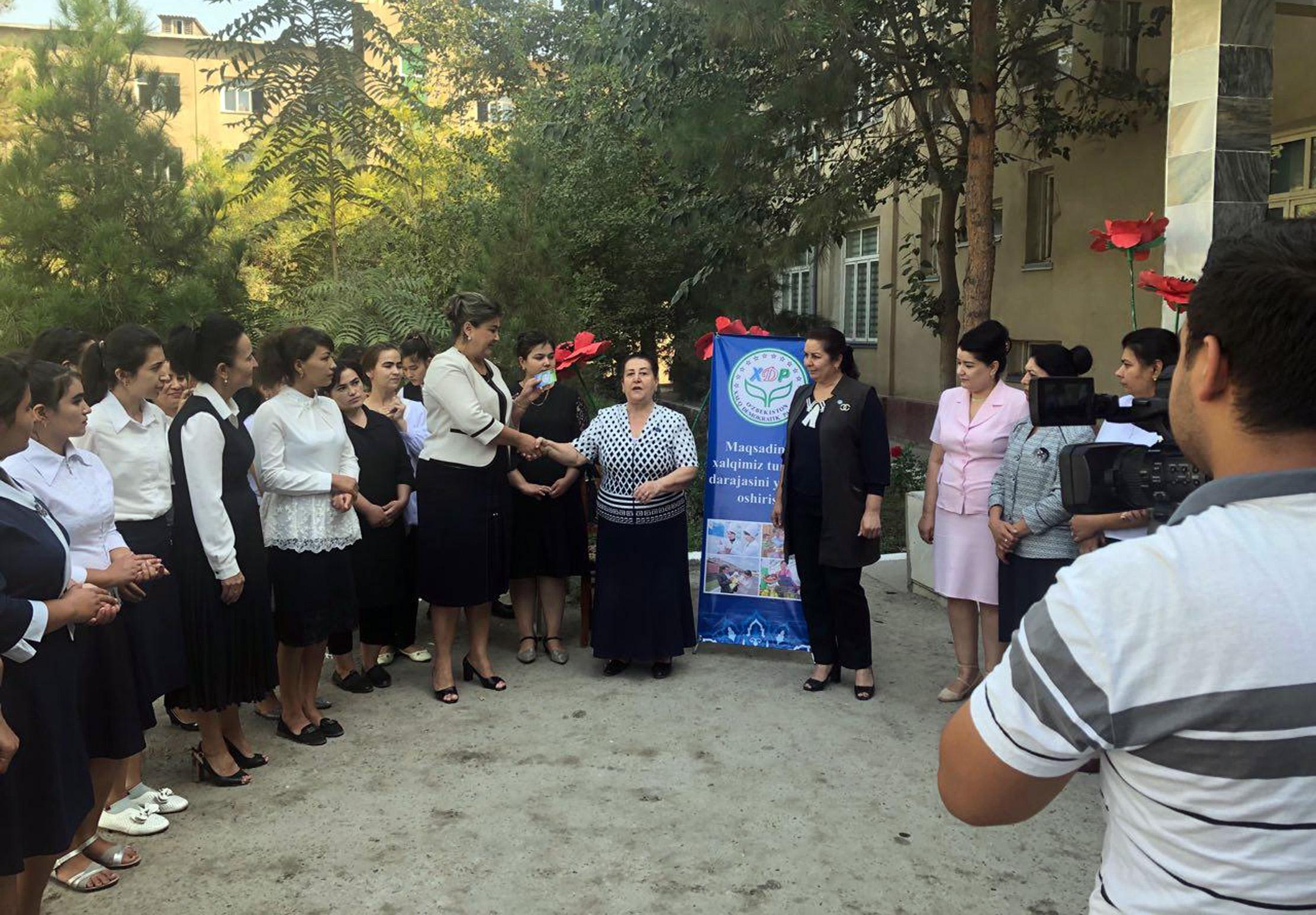 Бухорода ўқитувчилар учун тиббий акция ўтказиляпти