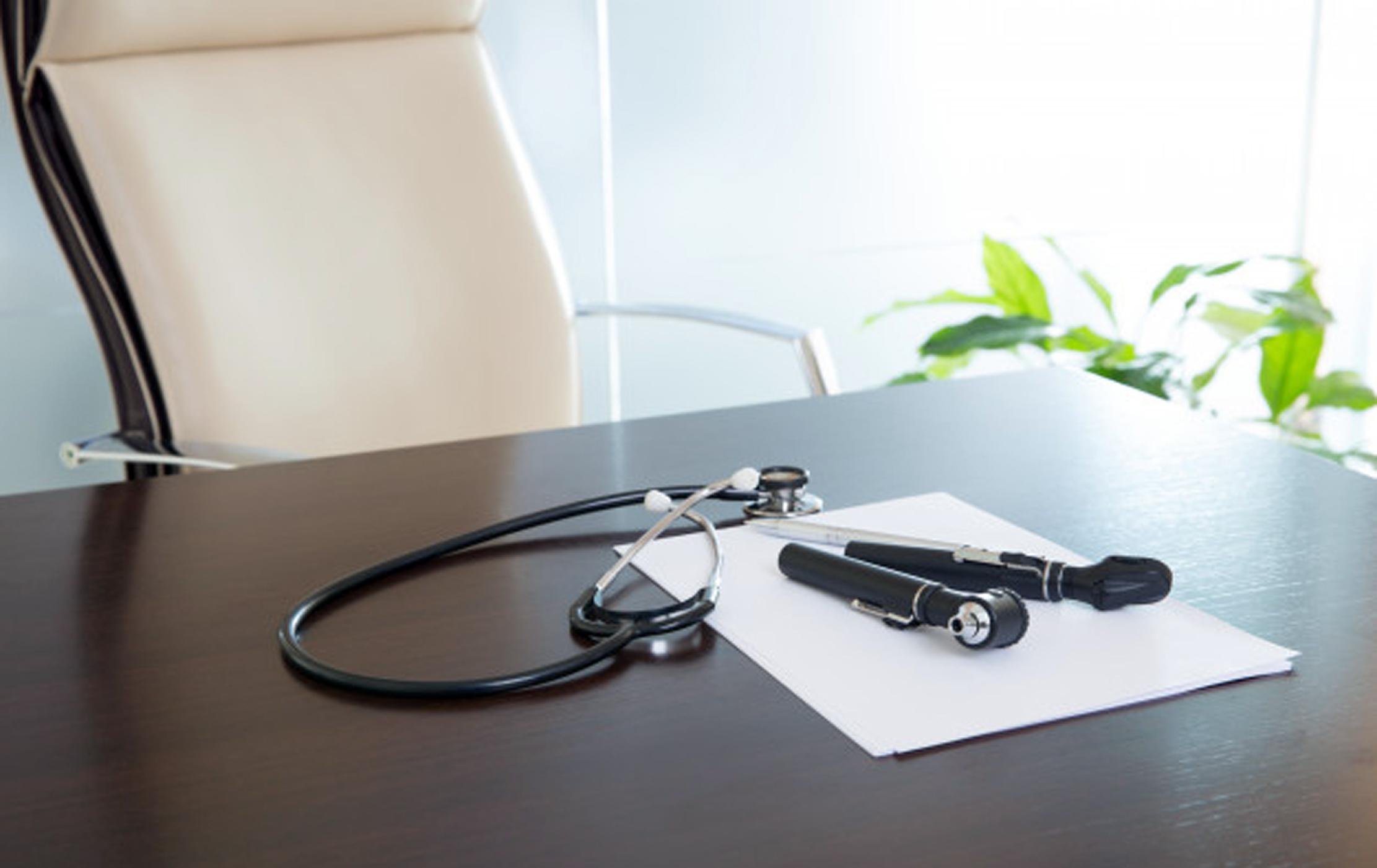 ХДП: шифокорлик ўринлари қачонгача бўш туради?