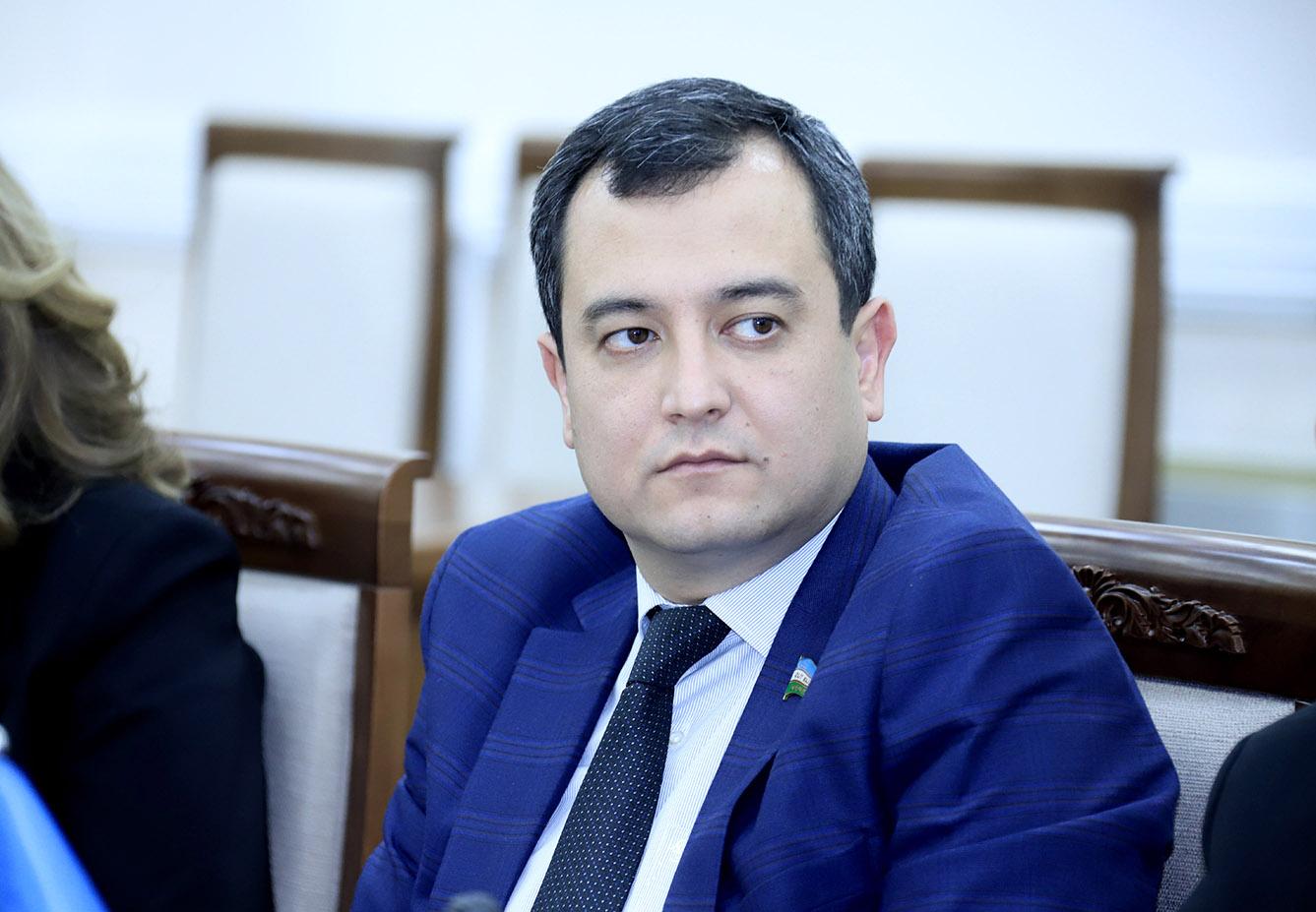 Ислоҳотлар жараёнида одамларнинг дунёқараши ва фикрлашини ўзгартириш ҳам муҳим