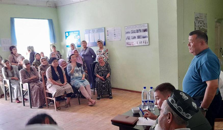 ХДП депутатлари аҳоли муаммоларини ўрганмоқда