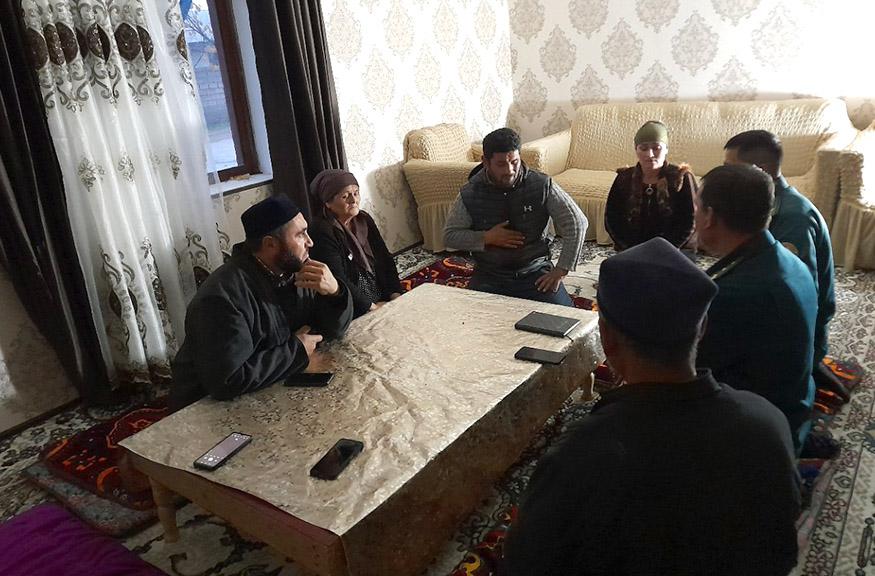 Депутат аҳоли муаммоларини ҳал қилишда кўмаклашмоқда