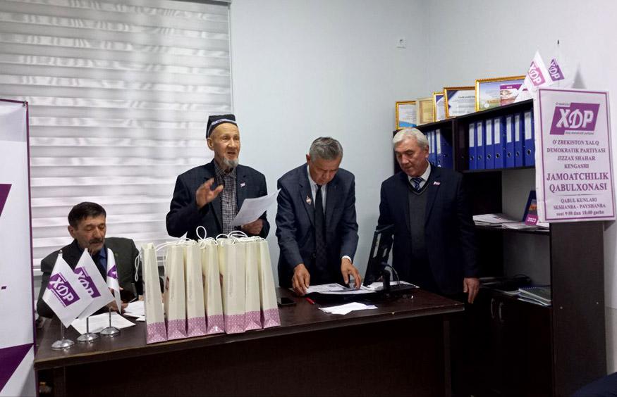 Jizzax shahrida «Eng faol deputat» ko‘rik tanlovi bo‘lib o‘tdi