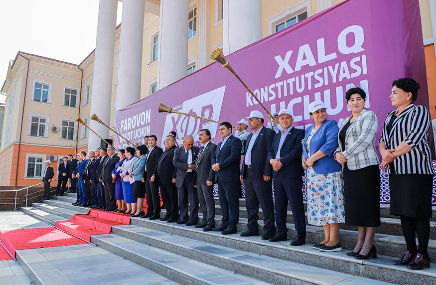 LIVE: Ochiq osmon ostida. Navbatdagi manzil – Farg‘ona viloyati