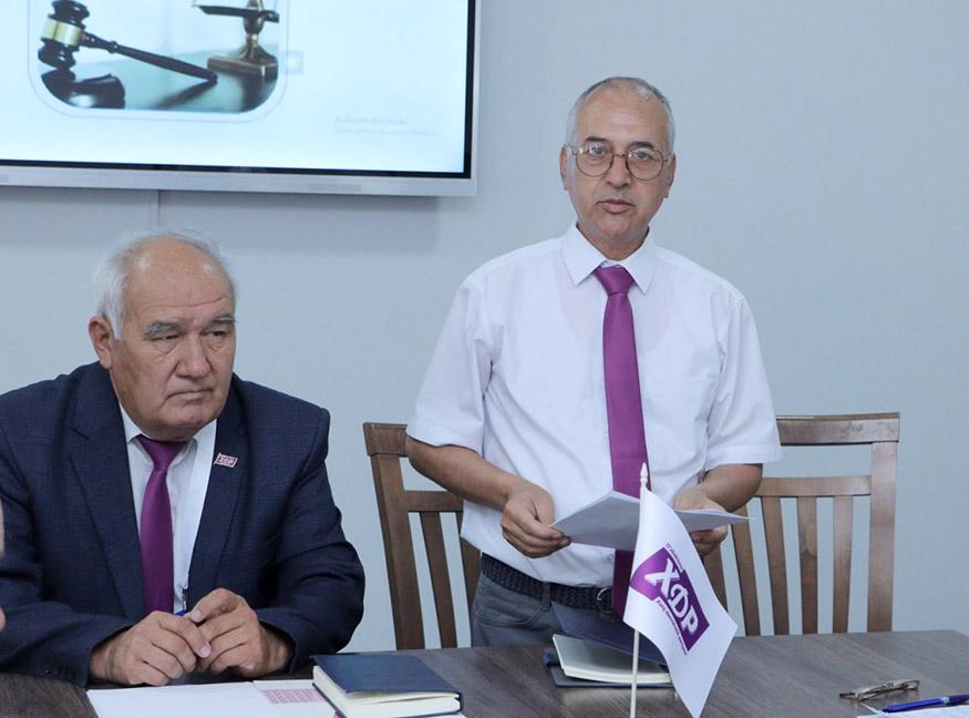 ХДП: ишончли вакил сайловчилар билан учрашди