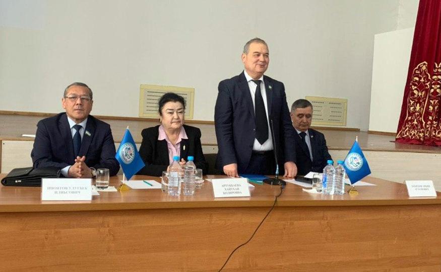 Улуғбек Иноятов сирдарёлик ёшлар билан учрашди