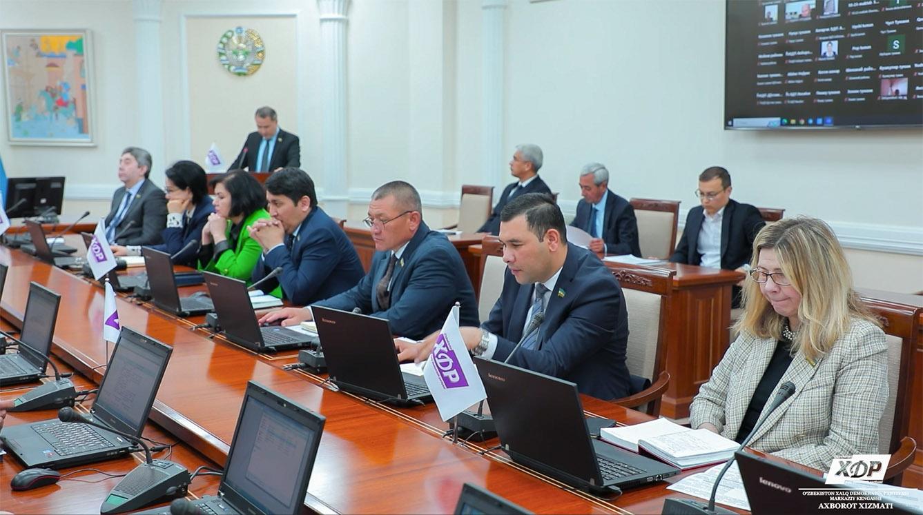 O‘zXDP fraksiyasining navbatdagi yig‘ilishi bo‘lib o‘tdi (video)