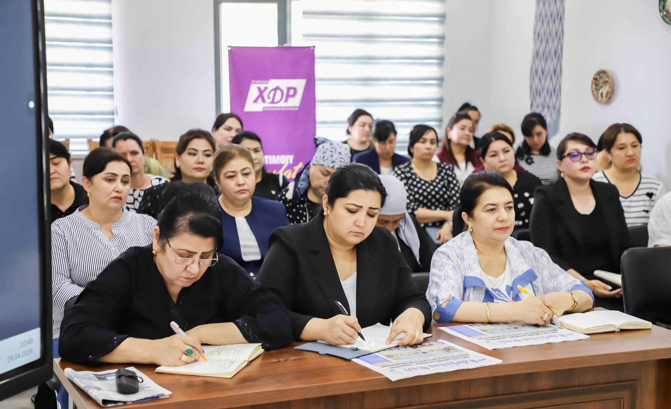 Қаршида таълим соҳаси вакиллари билан учрашув бўлиб ўтди