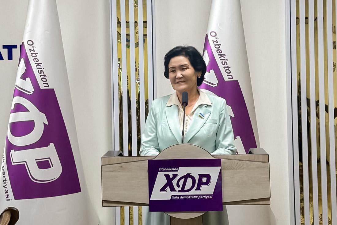 Навоий вилоятида партиянинг 34 йиллиги муносабати билан тадбир