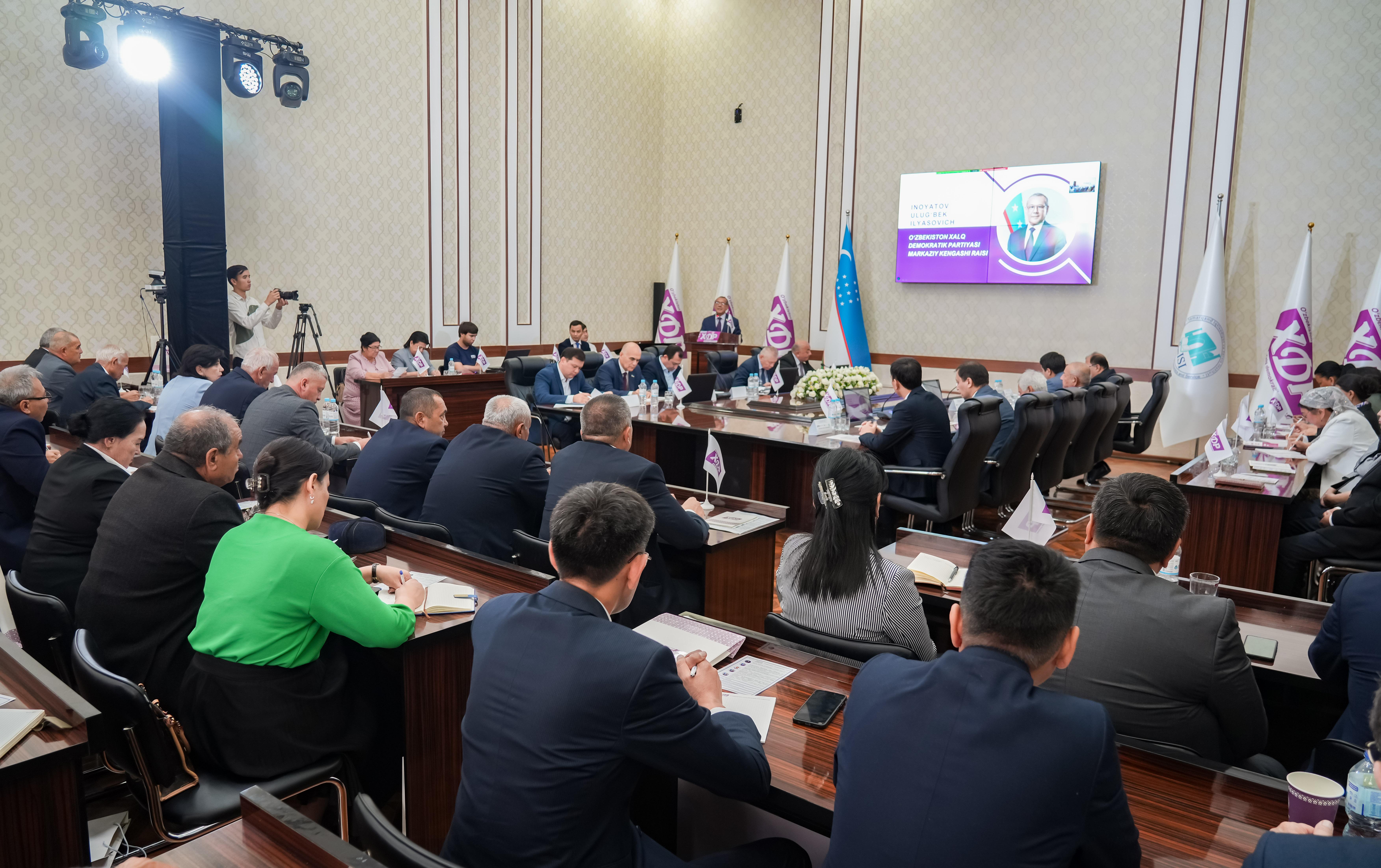 Respublika ilmiy-amaliy konferensiyasi tahlil va takliflarga boy bo‘ldi