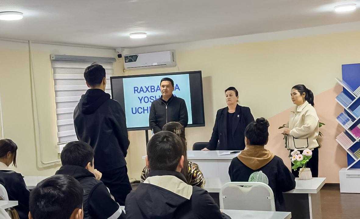 Deputat yoshlar bilan ochiq muloqot o‘tkazdi