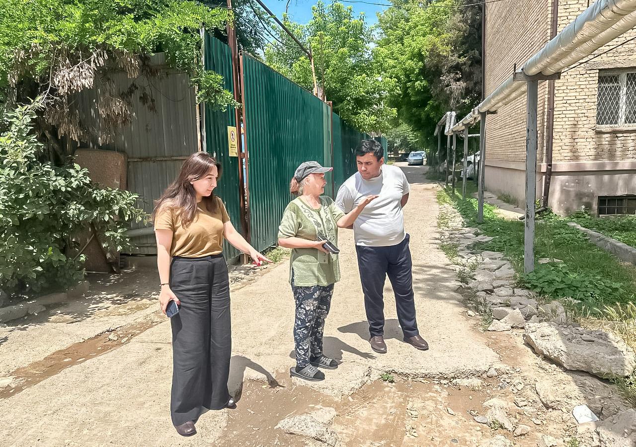 Deputatlik so‘rovi asosida ichki yo‘llar ta’mirlanmoqda