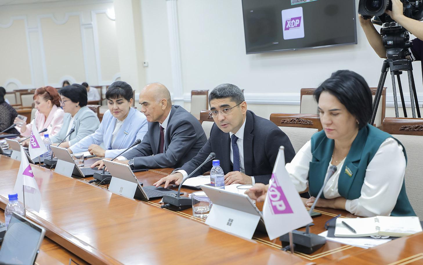 Фуқаролар ҳуқуқлари ва хавфсизлигини кучайтиришга қаратилган қонун лойиҳалари муҳокама қилинди