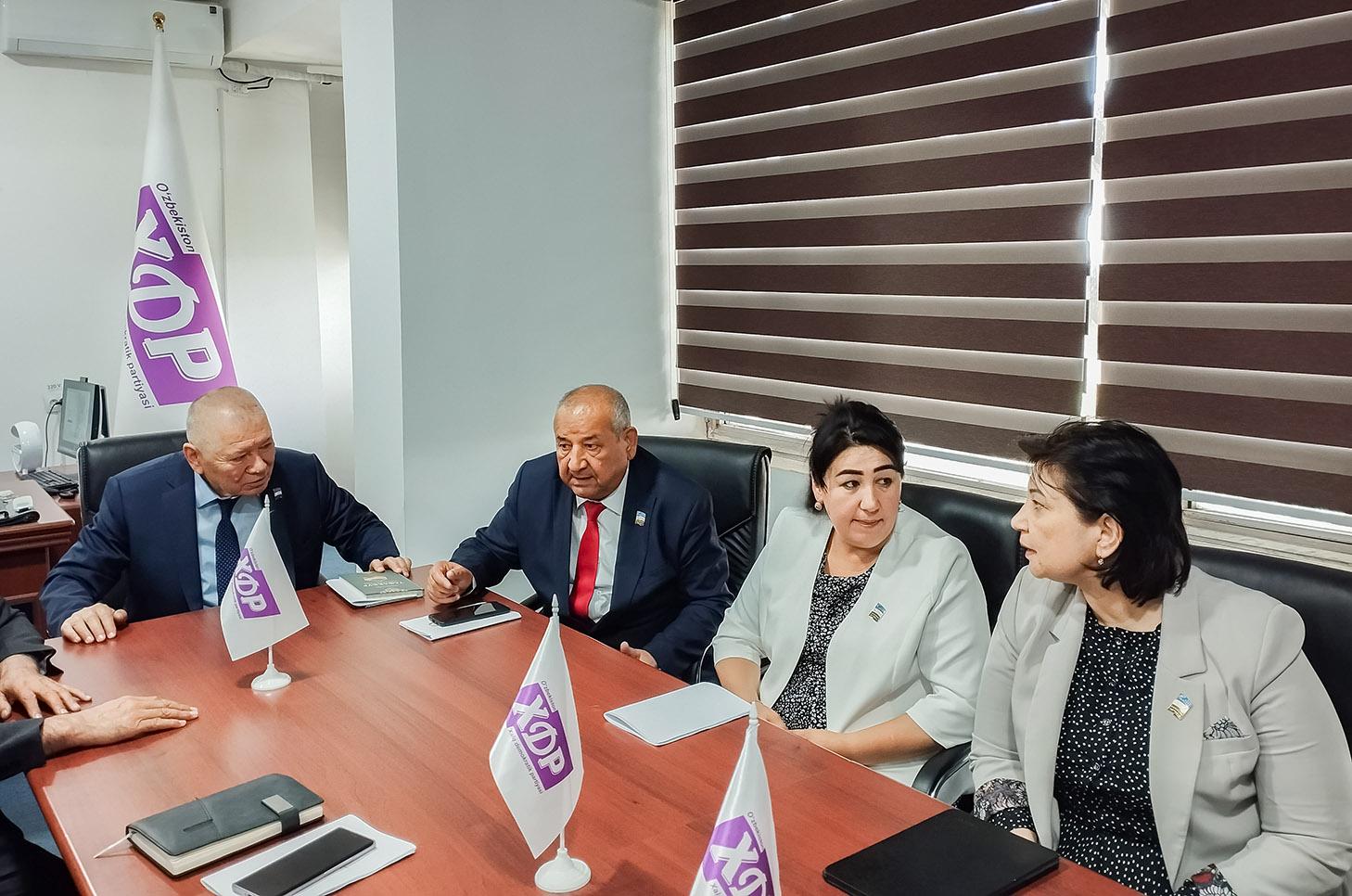 Partiya guruhi yig‘ilishida 4 oylik reyting ko‘rib chiqildi