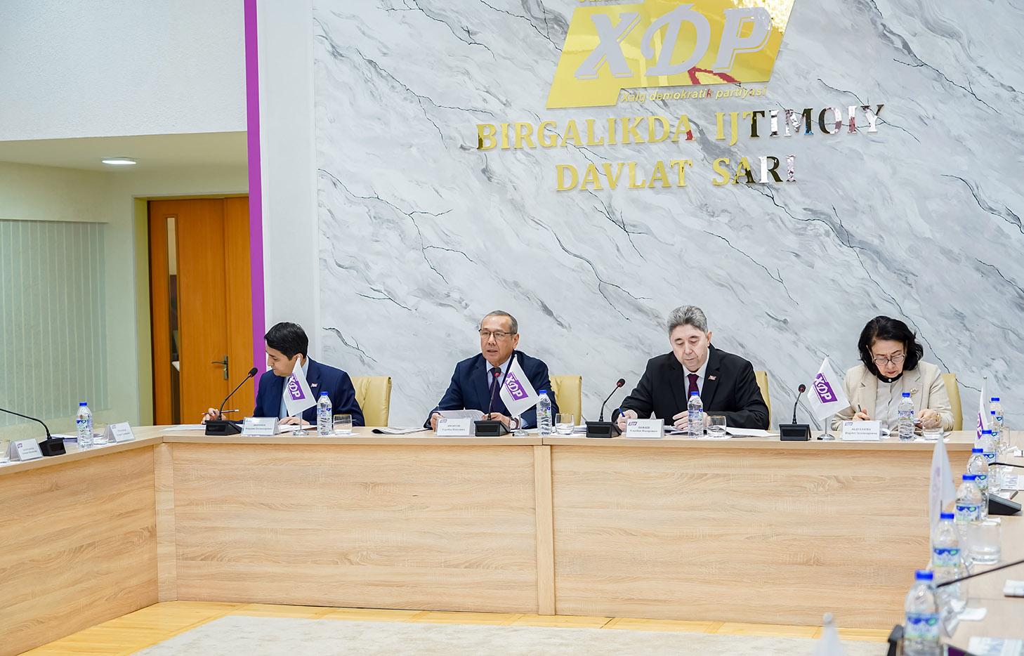 Ўзбекистон ХДП Марказий Кенгашининг Пленуми бўлиб ўтди