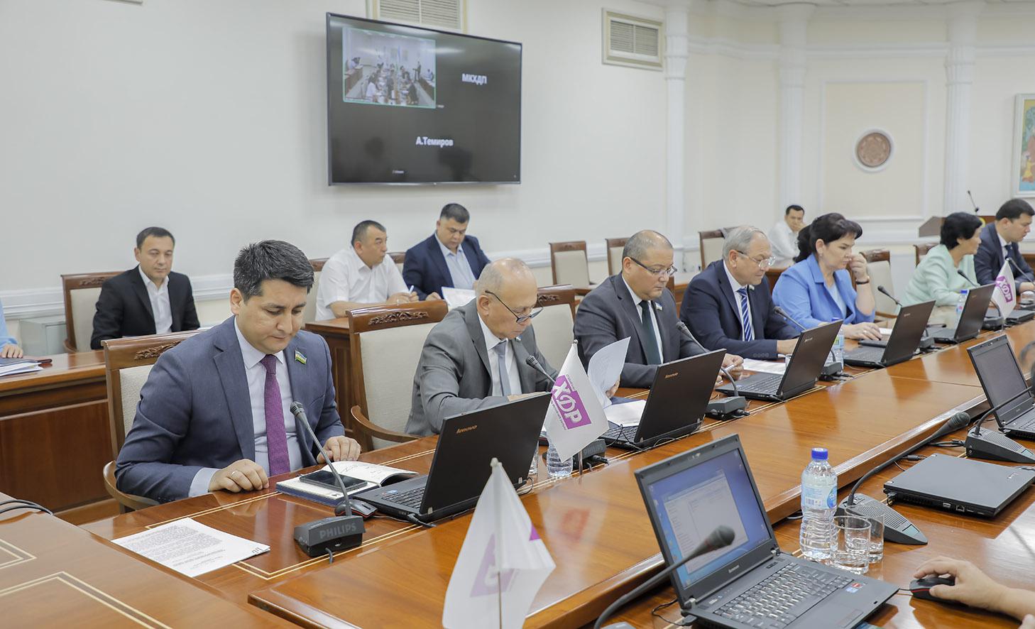 Parlamentda konstruktiv muloqot asoslari kengaymoqda