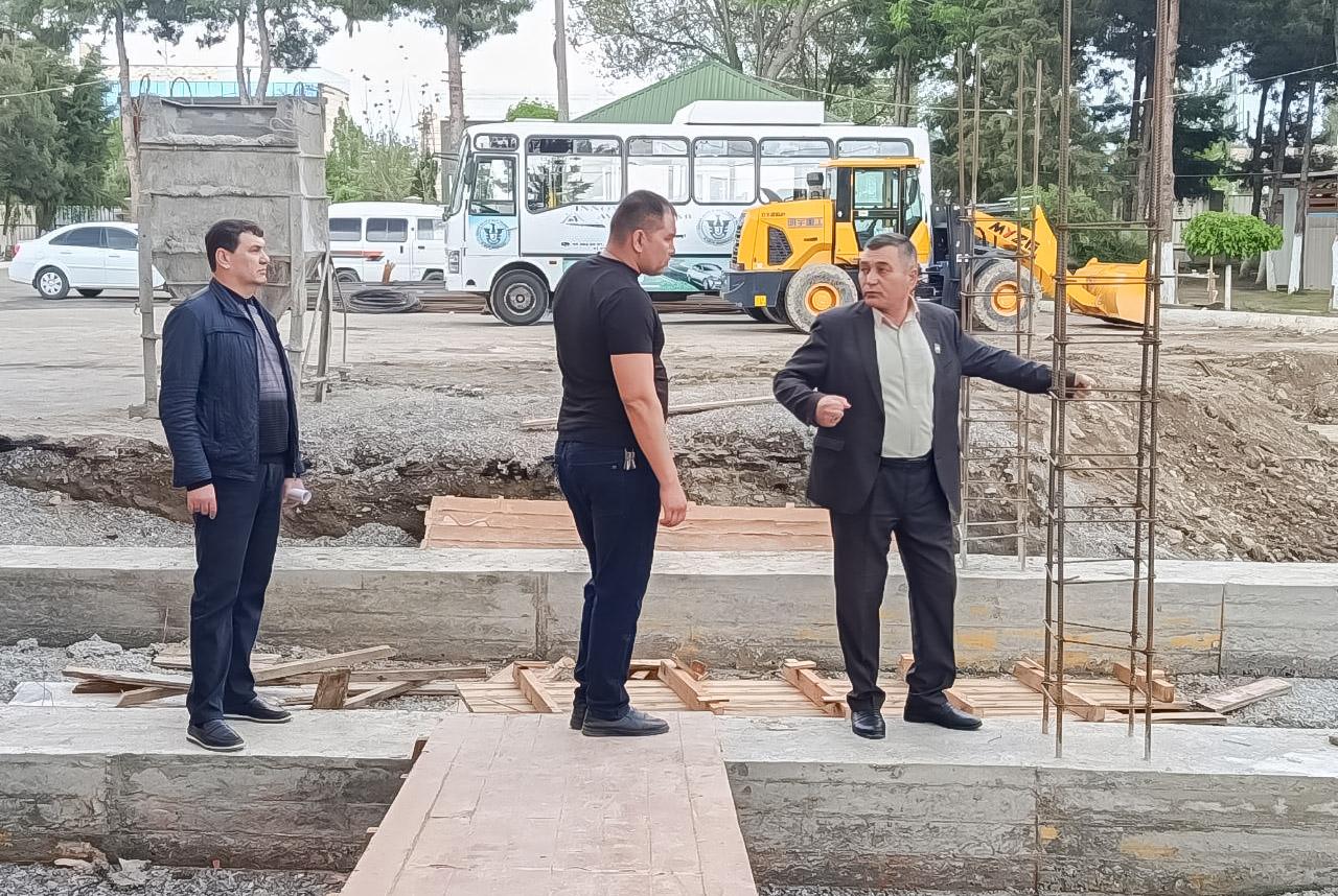 Жиззах шаҳрида инфратузилма лойиҳалари ижроси ўрганилди