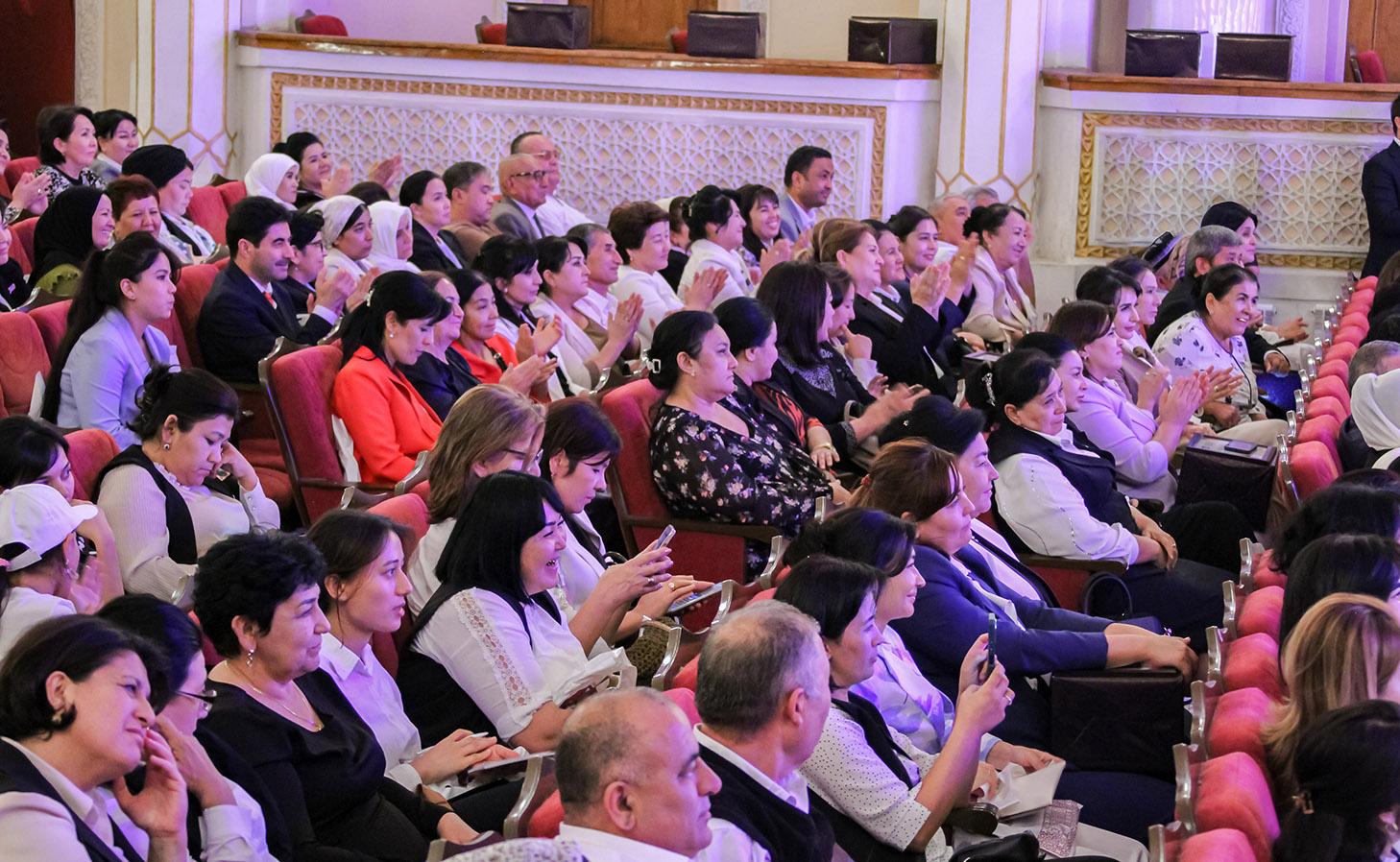 O‘qituvchi va murabbiylarga ehtirom