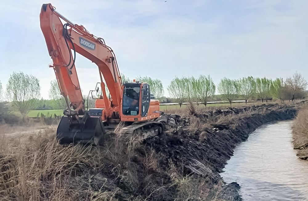 Deputat ko‘magi bilan aholining ekin maydonlari oqava suv bilan ta’minlandi