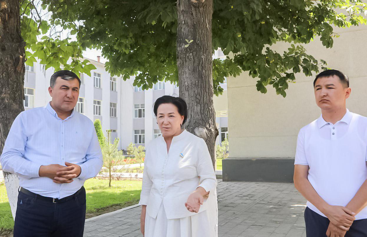 800 дона китоб тарқатилди