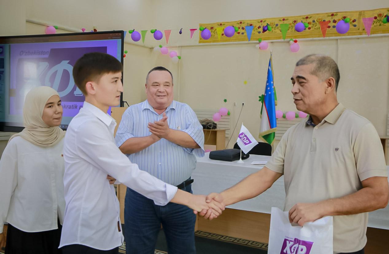 Chinozda Deputat va yoshlar uchrashuvi bo‘lib o‘tdi