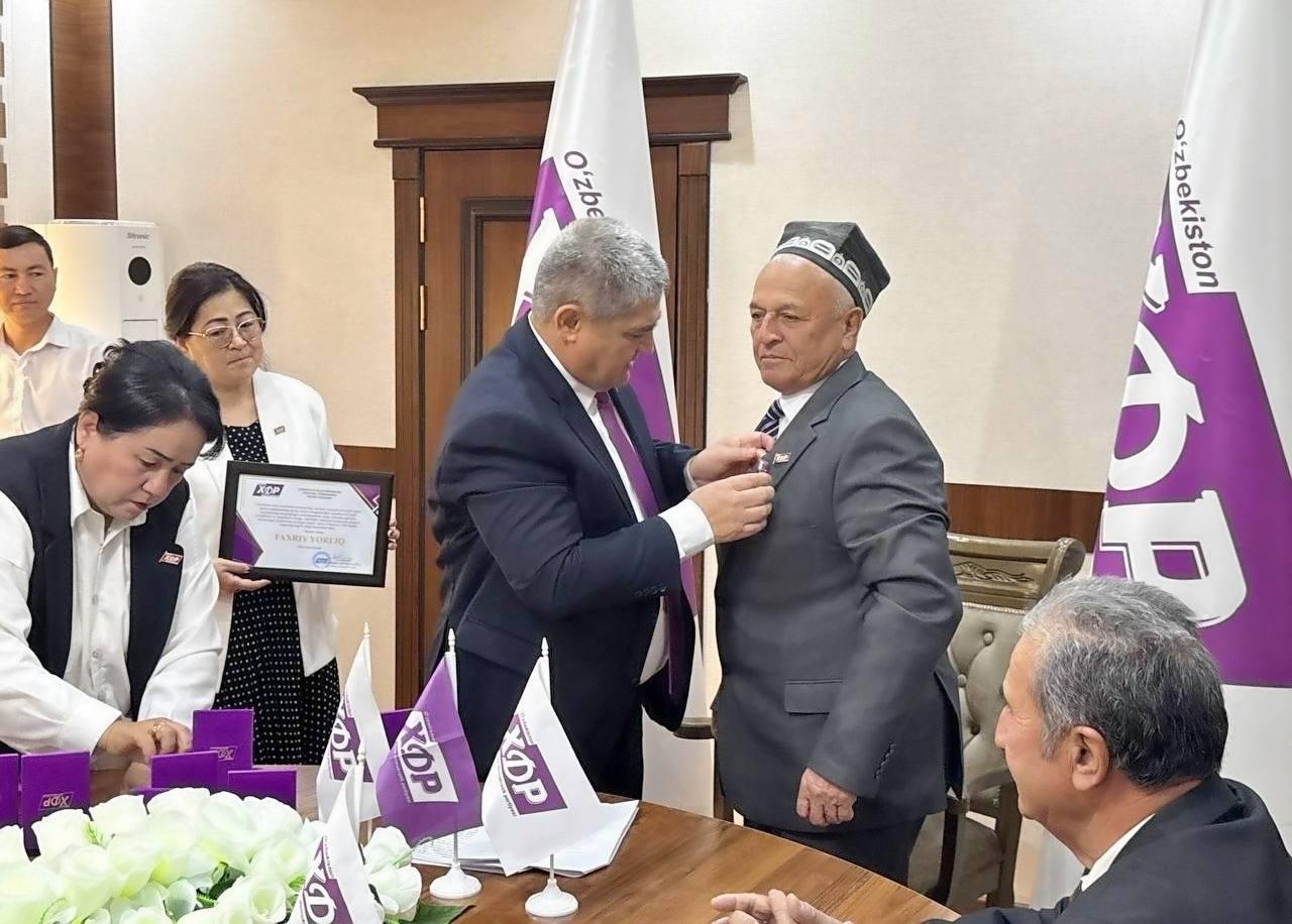 Ўзбекистон ХДП Сурхондарё вилоят кенгашида партиянинг 34 йиллиги муносабати билан тадбир ўтказилди