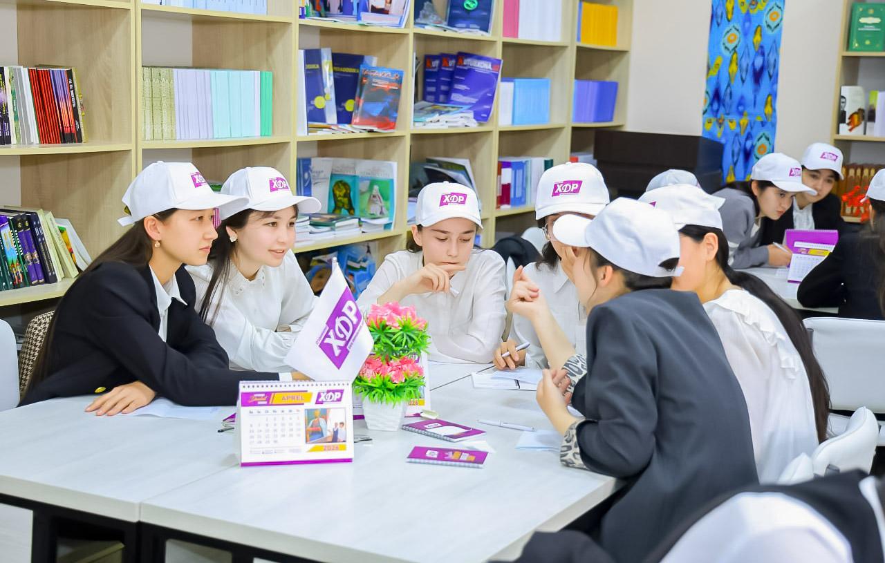 Урганчлик талабалар ўртасида “Сиёсатдаги ёшлар” интеллектуал турнири ўтказилди