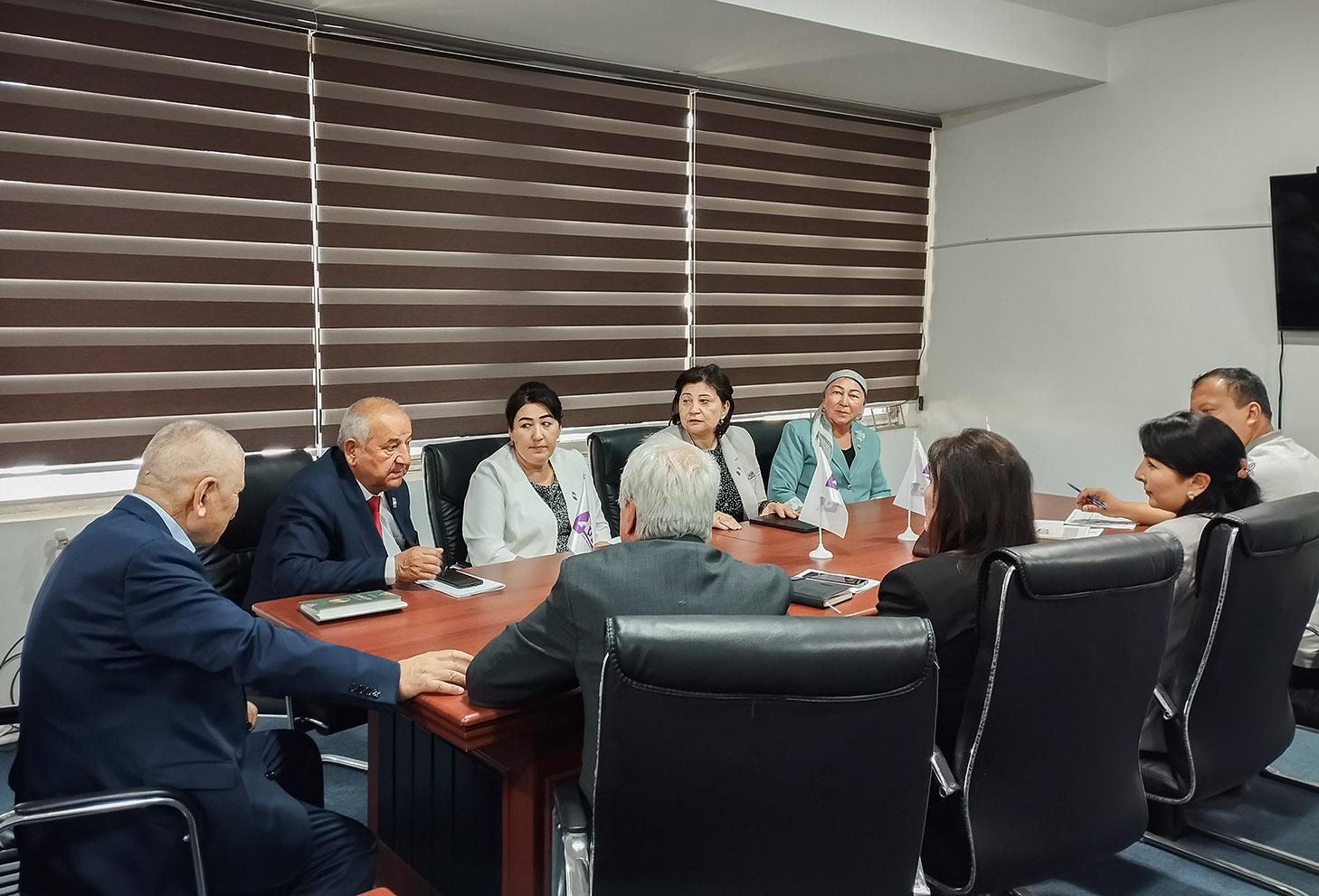 Partiya guruhi yig‘ilishida 4 oylik reyting ko‘rib chiqildi