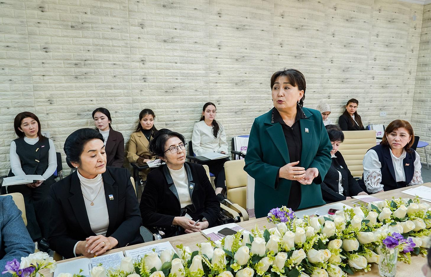 Ayollar manfaatiga oid muhim masalalar muhokama qilindi