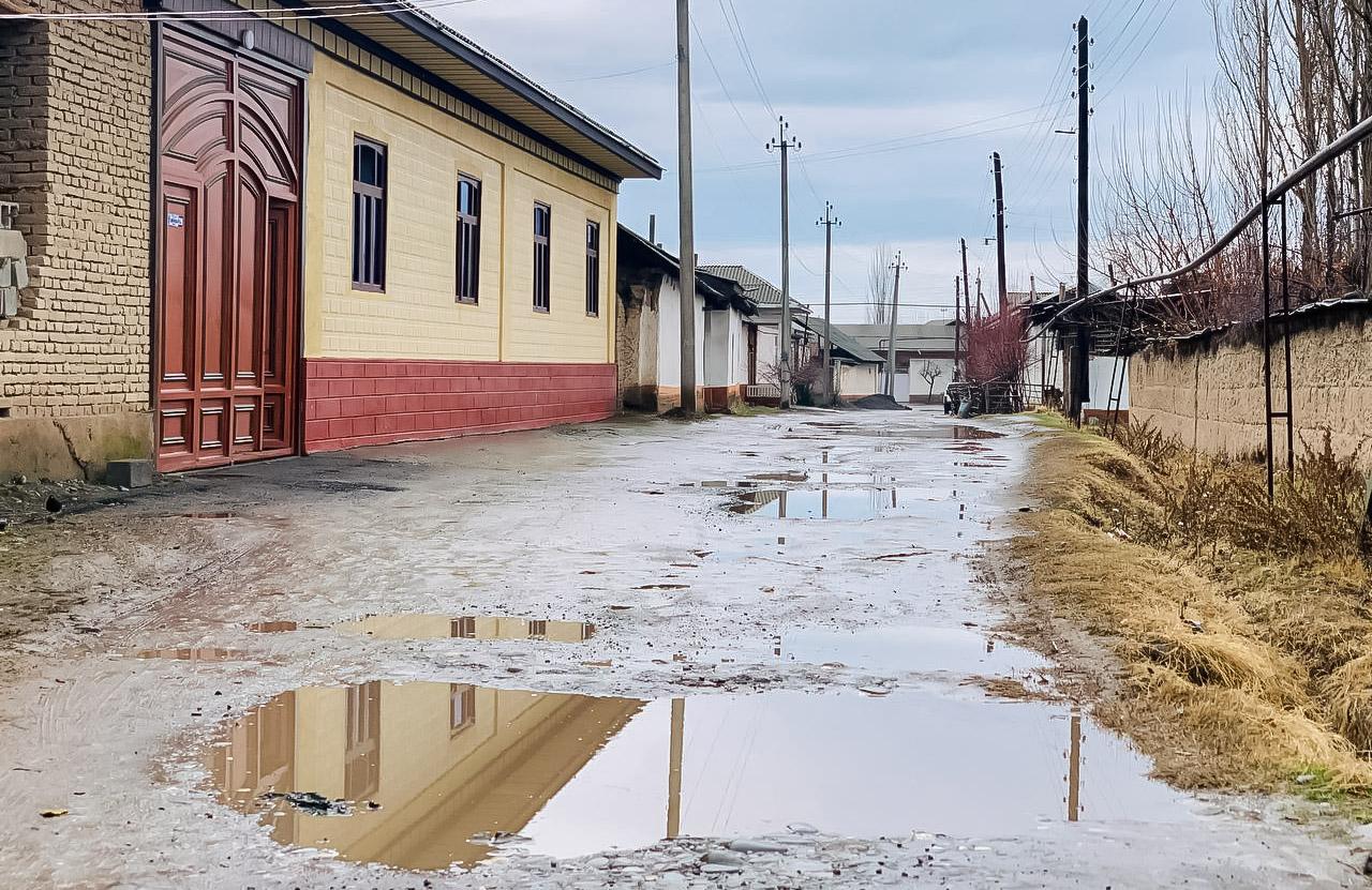 Deputat aholi murojaatlarini joyida o‘rganib, muammolarga yechim topishga kirishdi