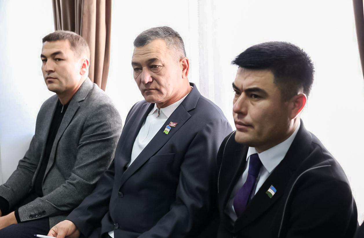 Jizzax viloyatidagi ijtimoiy xizmatlar holati muhokama qilindi