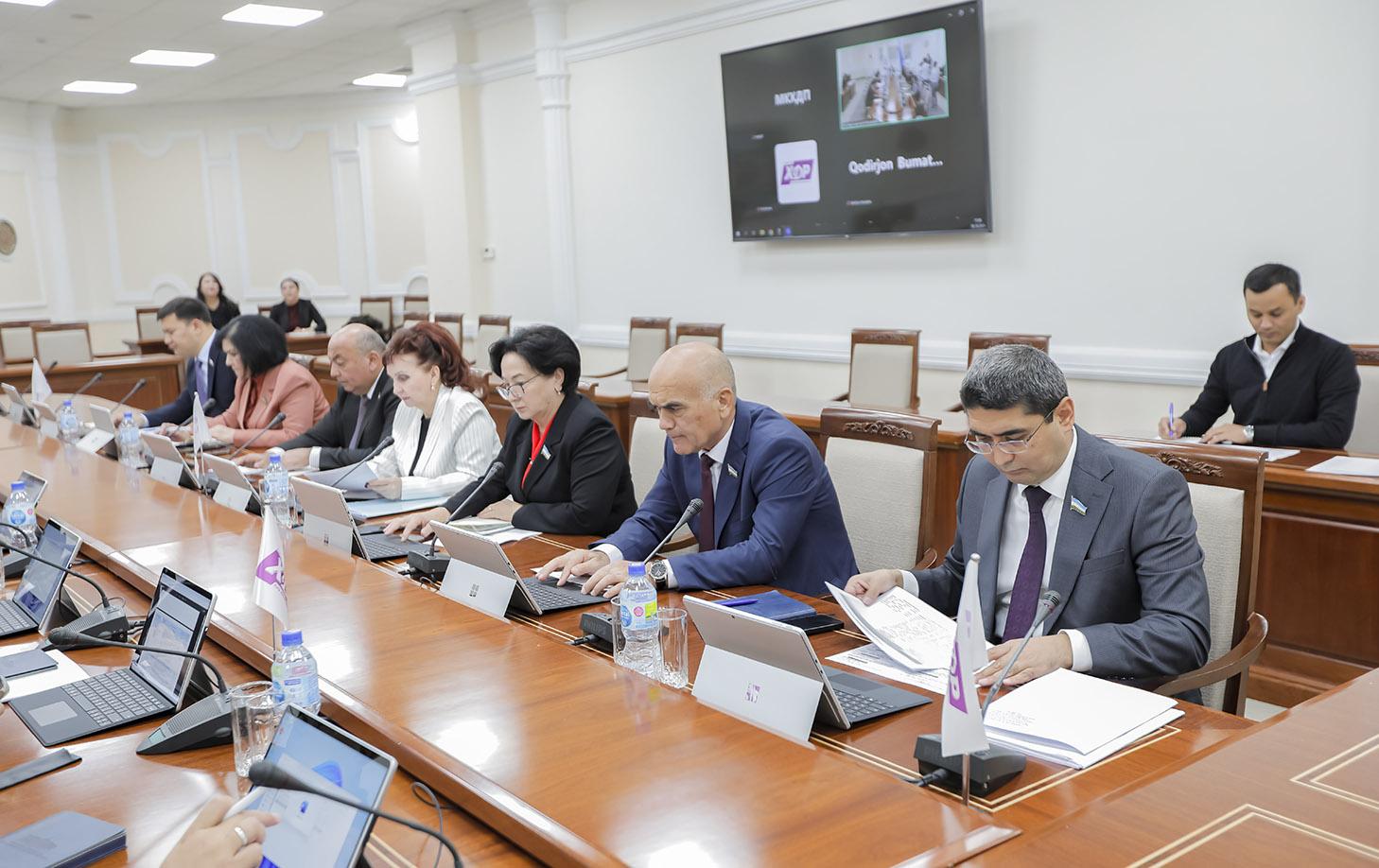 Ноқонуний хатти-ҳаракатларни тасвирга олиб, маълум қилганлик учун жавобгарлик кўзда тутилмайди