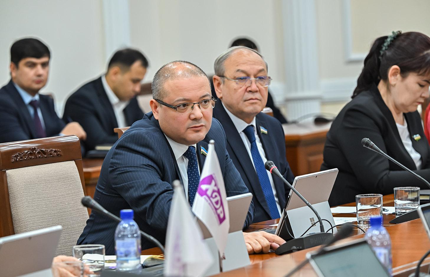 O‘zXDP fraksiyasi: qonun loyihalarida aholi manfaatlari va mas’uliyat muvozanati muhim