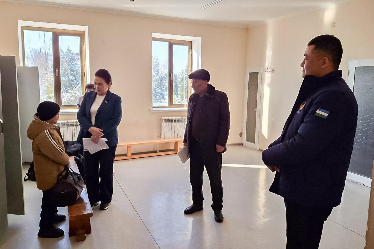 Спорт мактабларидаги шароитлар таҳлил қилинди