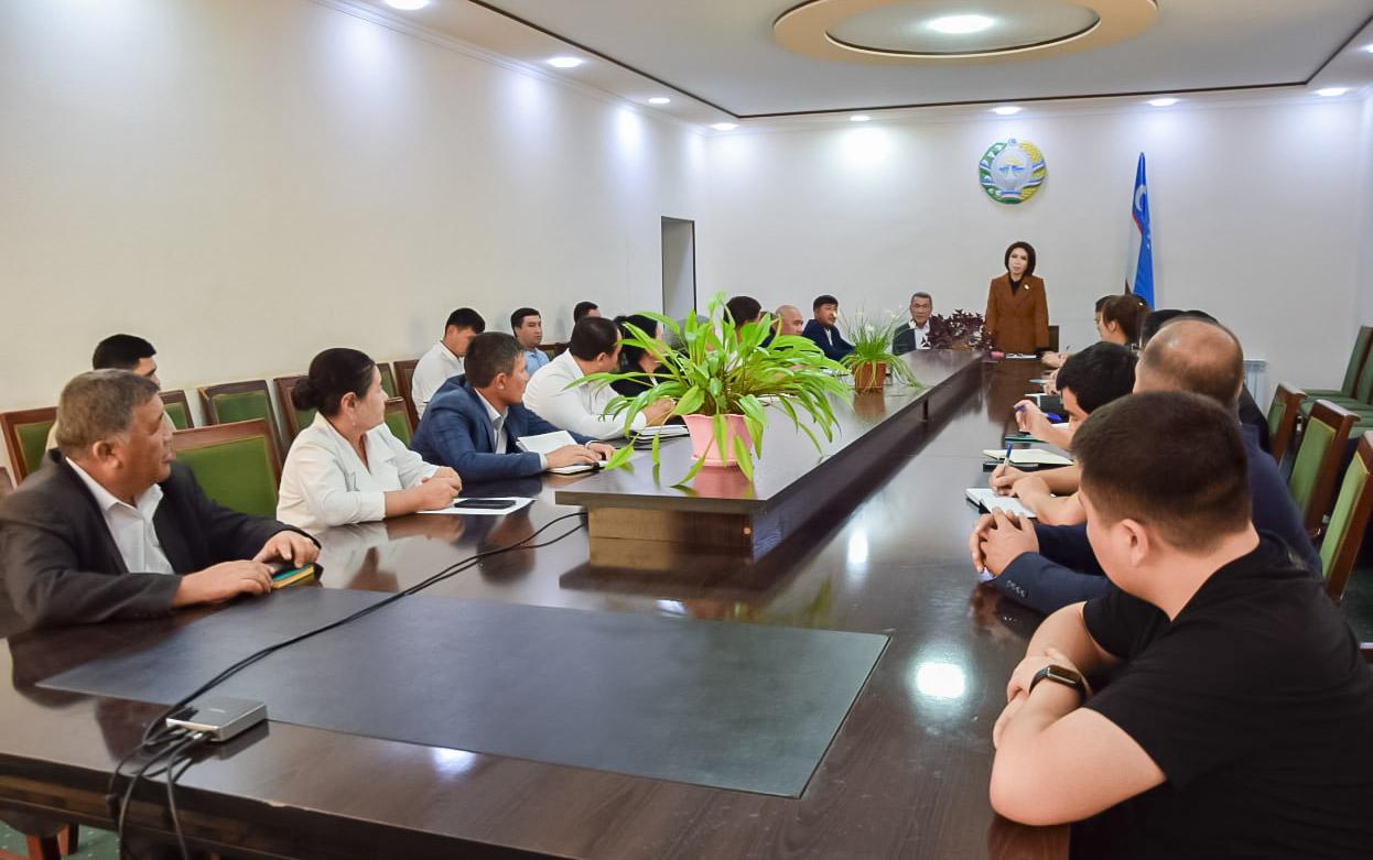 Muloqotlarda muammolarni o‘rganish, fuqarolarning fikr va takliflarini tinglash maqsad qilingan