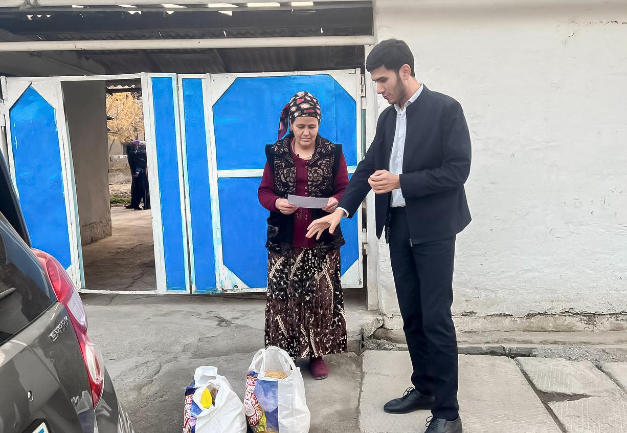 Yangiyo‘lda ehtiyojmand oilalar qo‘llab-quvvatlandi
